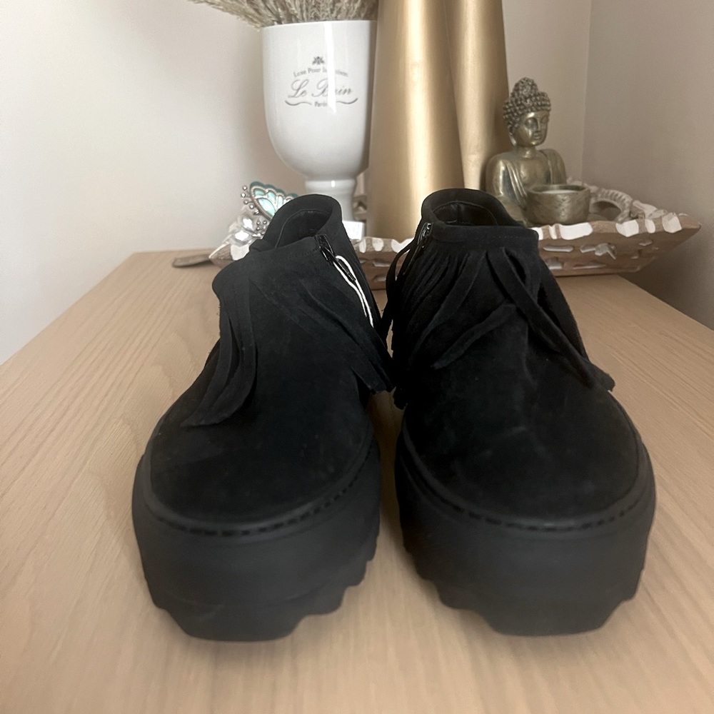 by A. Women’s Italian luxury shoes Size 35